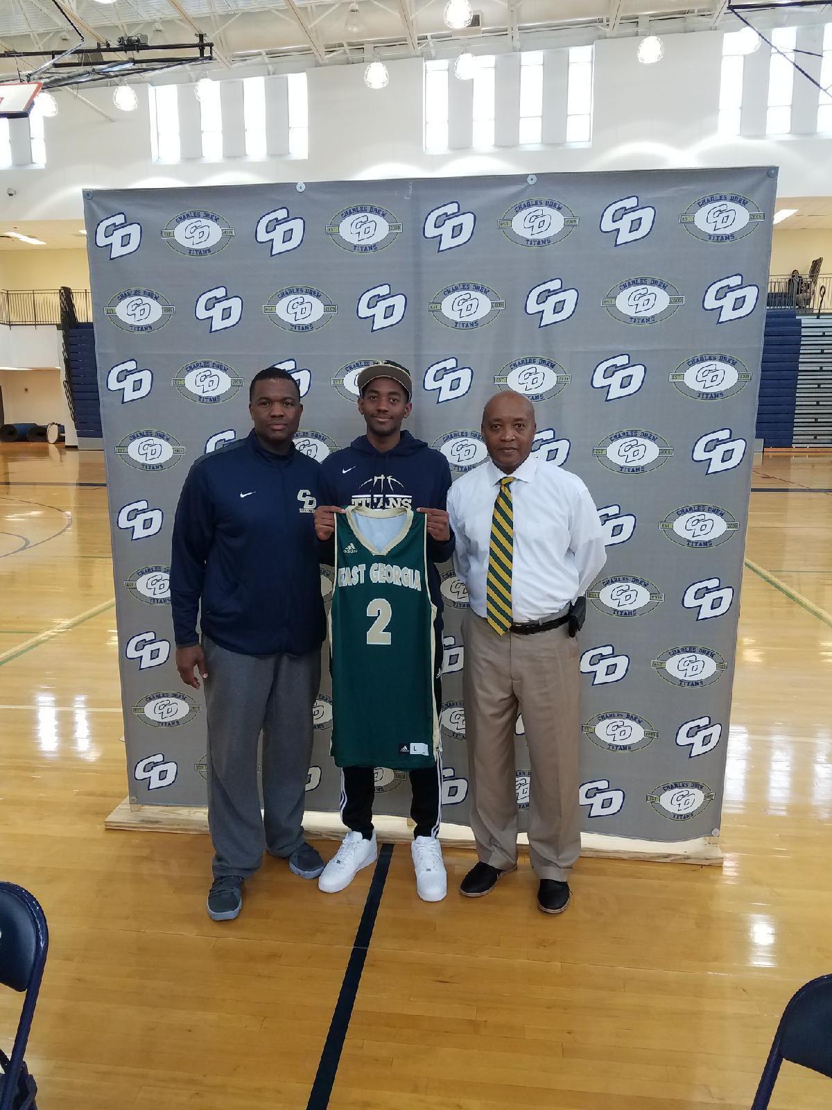 Drew High Senior Kenneth Lee Signs To Play Basketball At East