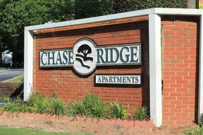 Ccpd Woman Shot In Robbery At Riverdale Apartment Complex Features News Daily Com