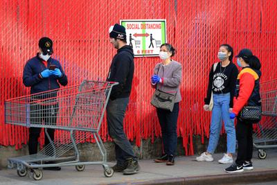 Costco Will Start Requiring Customers To Wear Masks Monday Business News Daily Com