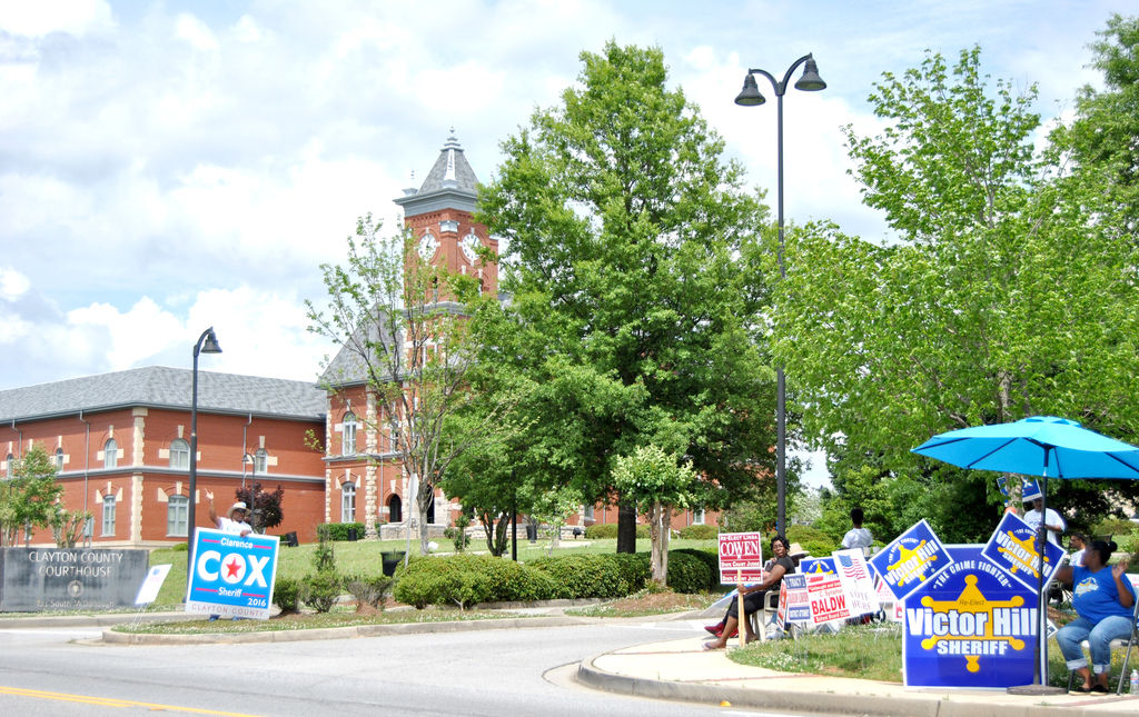 Early voters casting their ballots in Clayton County | News | news ...