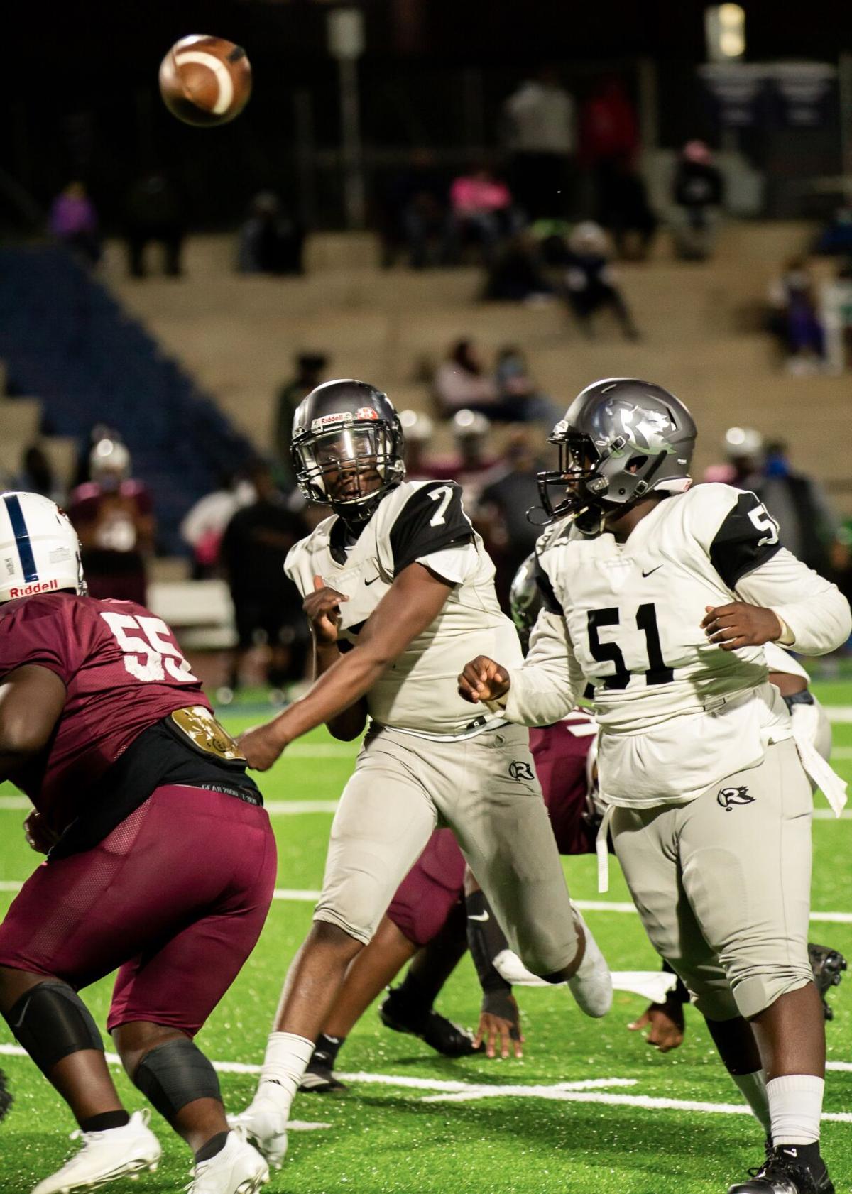 Riverdale Region Champion For The First Time Since 1998 Leads Clayton S Playoff Bound Football Teams Sports News Daily Com