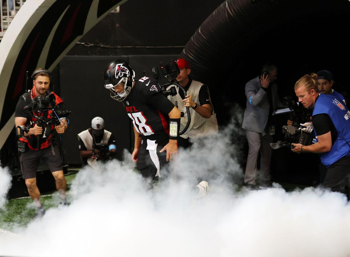 PHOTOS Atlanta Falcons vs. Pittsburgh Steelers Clayton News Photo