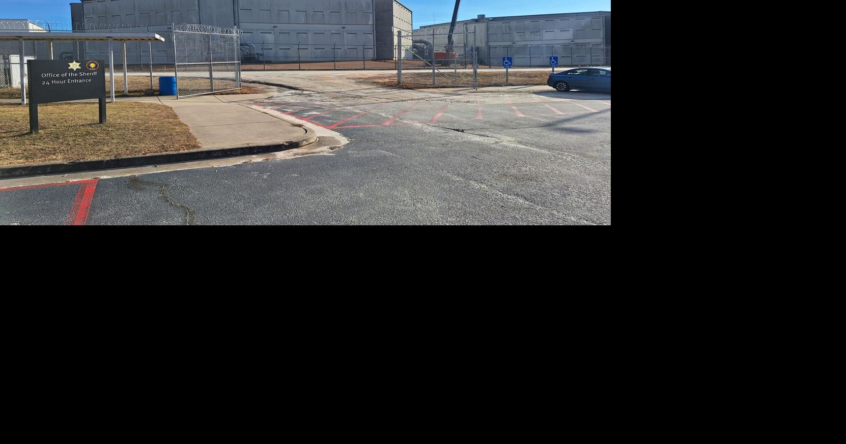 Inmates injure three deputies at Clayton County Jail | News | news ...