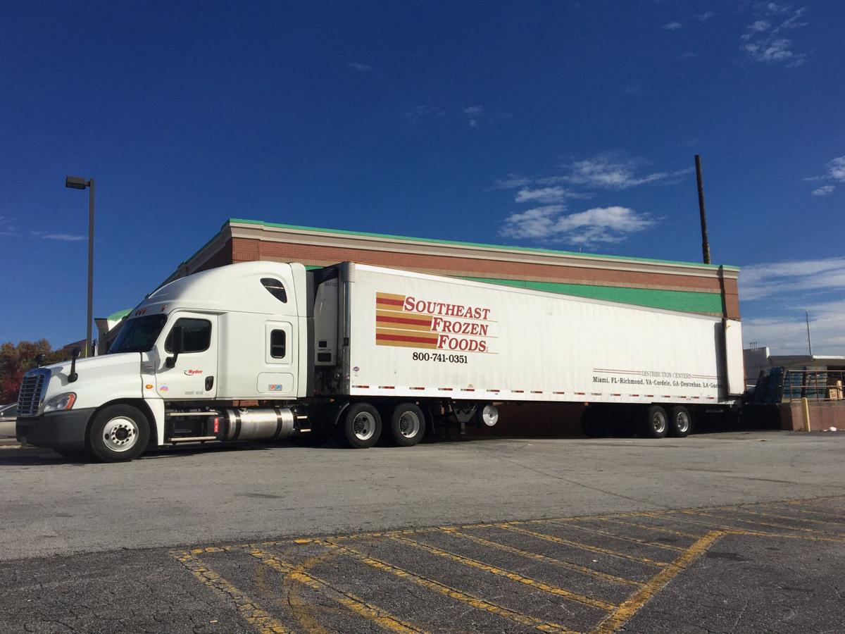 Clayton County Board Of Commissioners Cracks Down On Big Rig Parking In Commercial Lots News News Daily Com