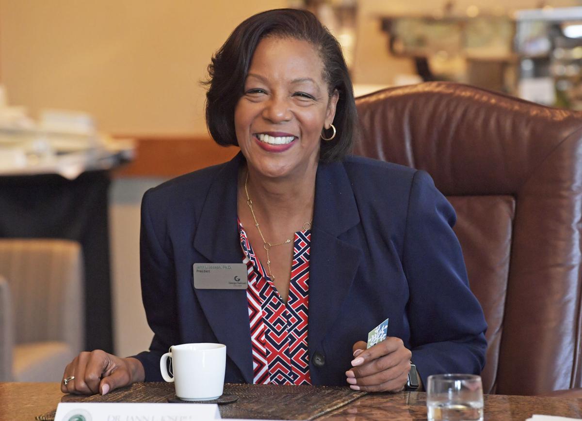 PHOTOS College Mayors' breakfast Features