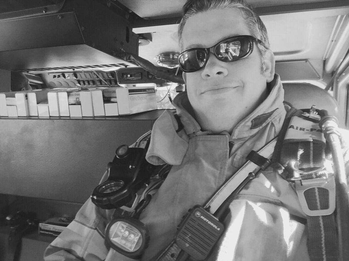 Forest Park Paramedic Stabbed At Macon Gas Station News News Daily Com