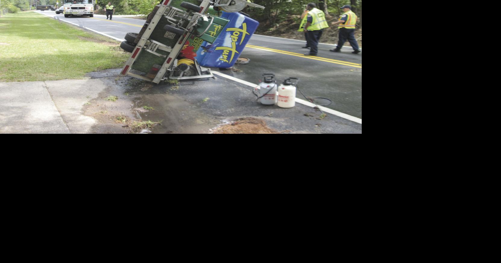 Overturned truck causes traffic woes | News | news-daily.com