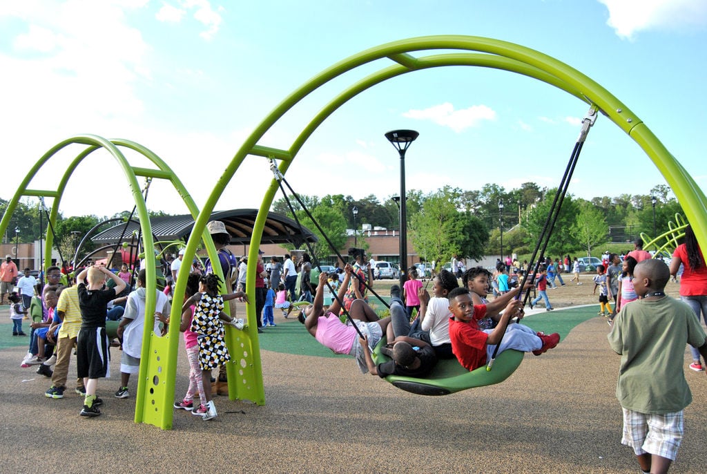 Jonesboro community celebrates grand opening of Lee Street Park | Features  
