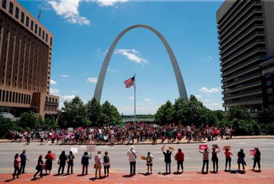 A Judge Could Soon Decide Whether Missouri Will Be The First State Without Abortion Clinics News News Daily Com