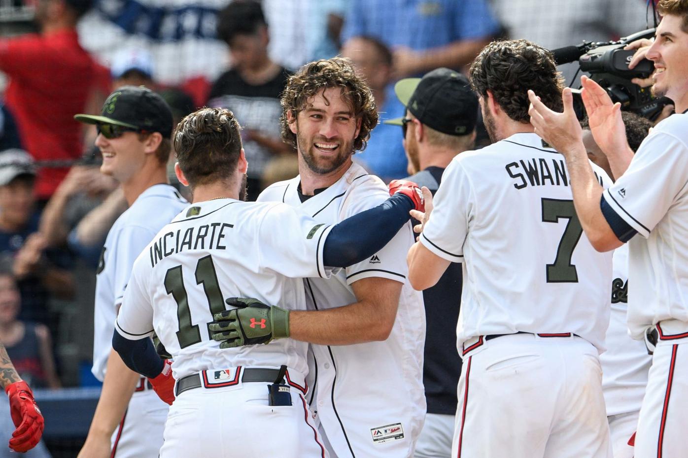 Braves stun Mets in 9th on Culberson's PH homer, Curated