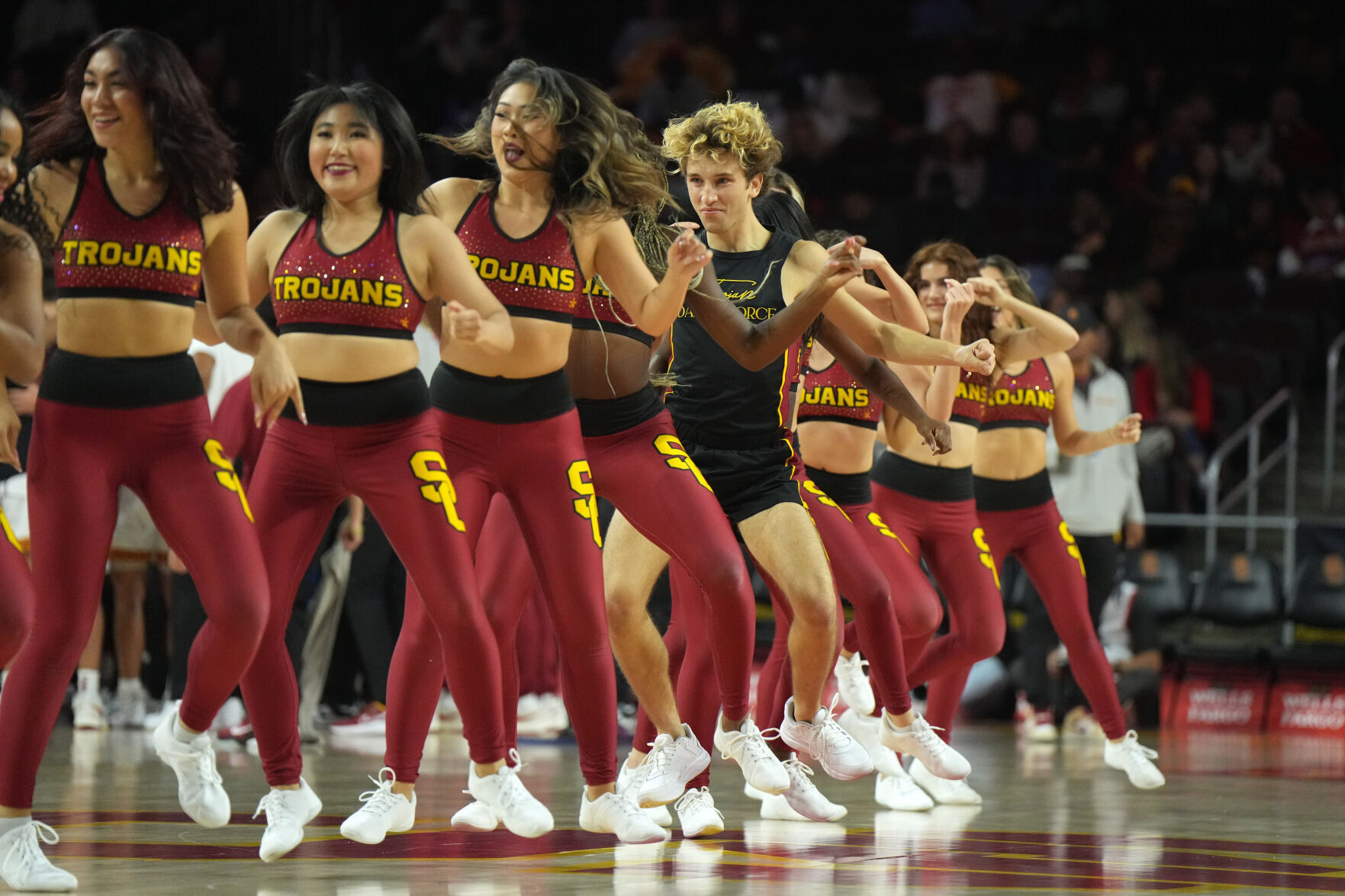 NCAA Basketball: Chattanooga At Southern California | Fieldlevel | News ...