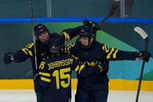 Bilka scores 2 and Americans sweep Group A with dominating 5-0 win over Canada