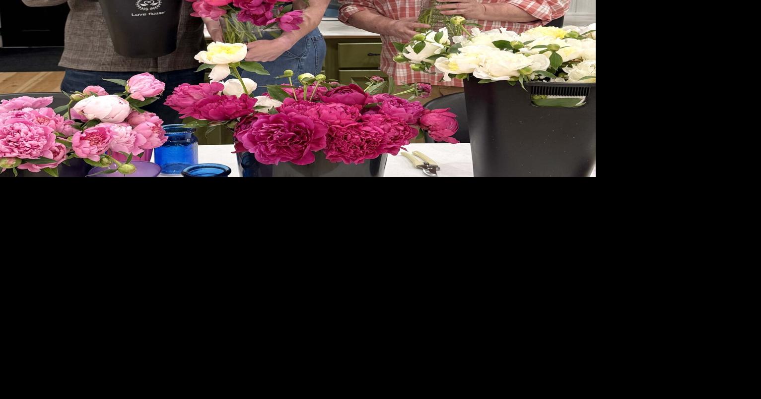 Name Dropping | Seymour couple extends ‘peony promise’ to others