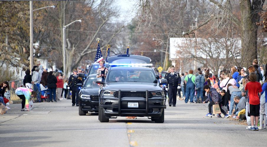 PHOTO GALLERY Scenes from Farmer City's Christmas parade News news