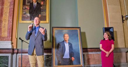 Rauners portrait added to state Capitols Hall of Governors Rauners portrait added to state Capitols Hall of Governors