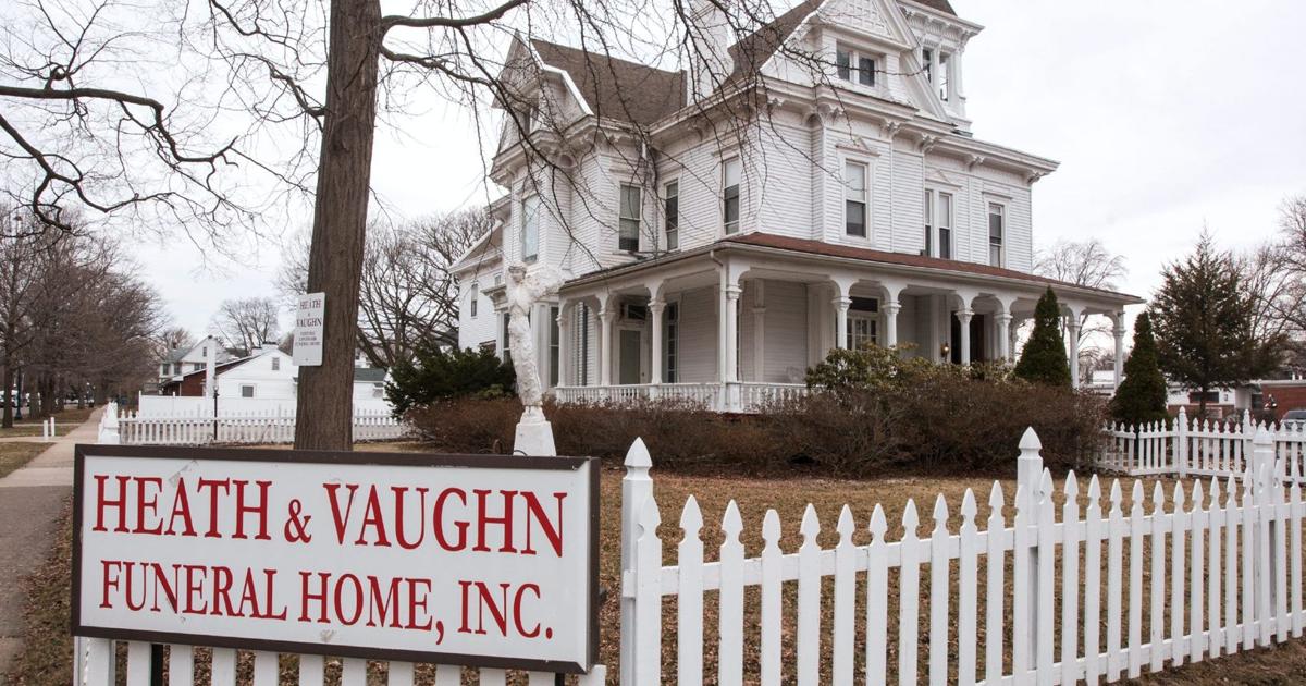 Heath & Vaughn puts mansion up for sale | News | news-gazette.com