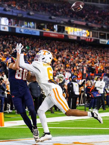 gallery  music city game 37.JPG