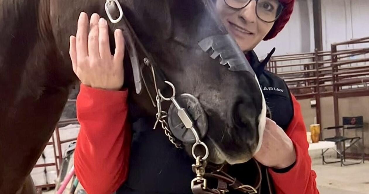 Packed barrel-race event benefits cancer victim - Vimarsana News