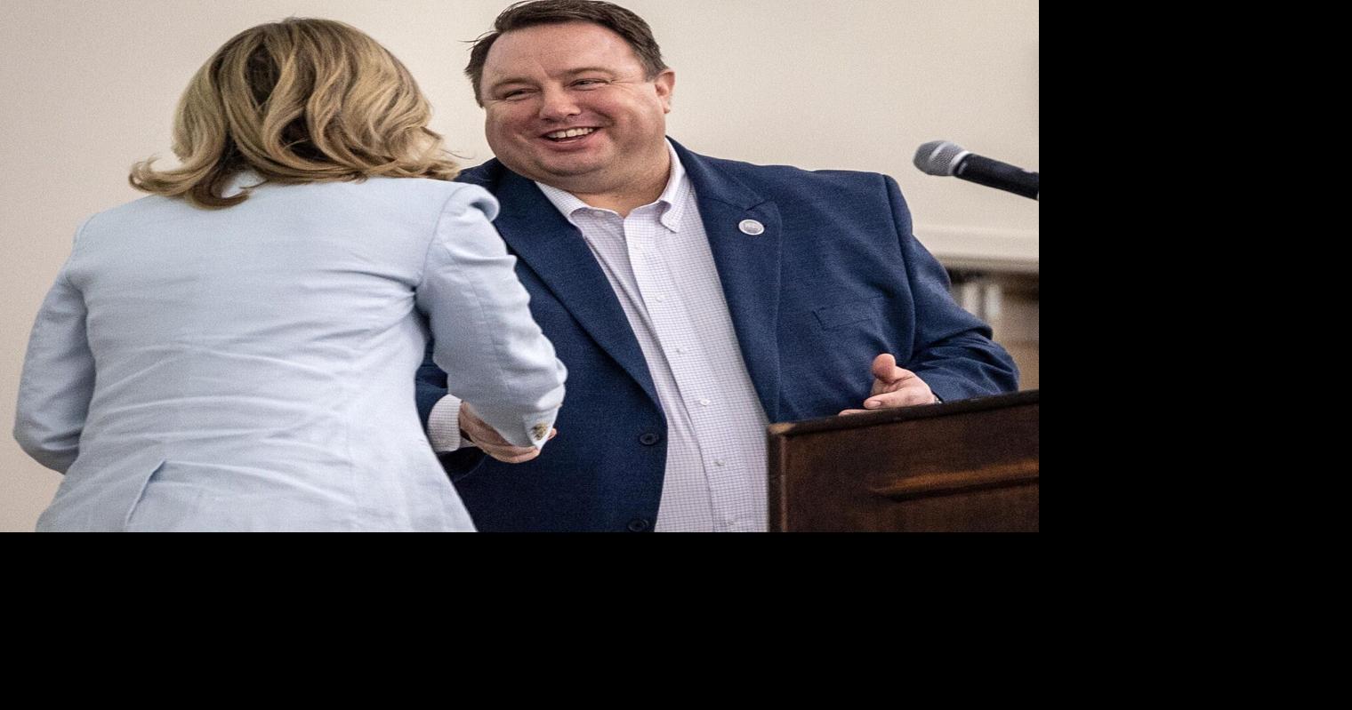 Name Dropping | Kirk Builta: Happy to host | People | news-gazette.com