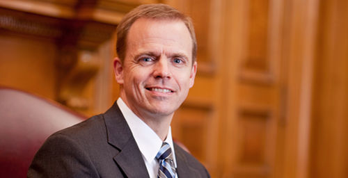 Updated: Brown picked to be next dean of UI College of Business | News |  news-gazette.com