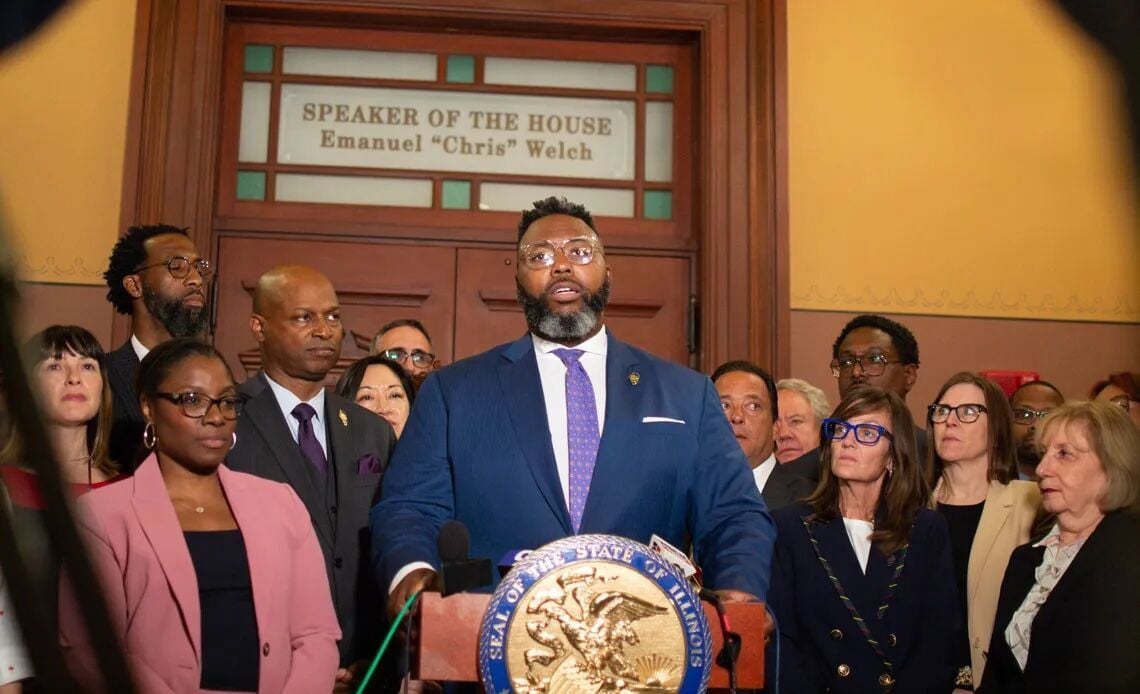 news-gazette.com - JEFF D'ALESSIO jdalessio@news-gazette.com - As heard on N-G Radio | Buckner on keeping Bears from fleeing to Indiana, Illini football turnaround under Bielema