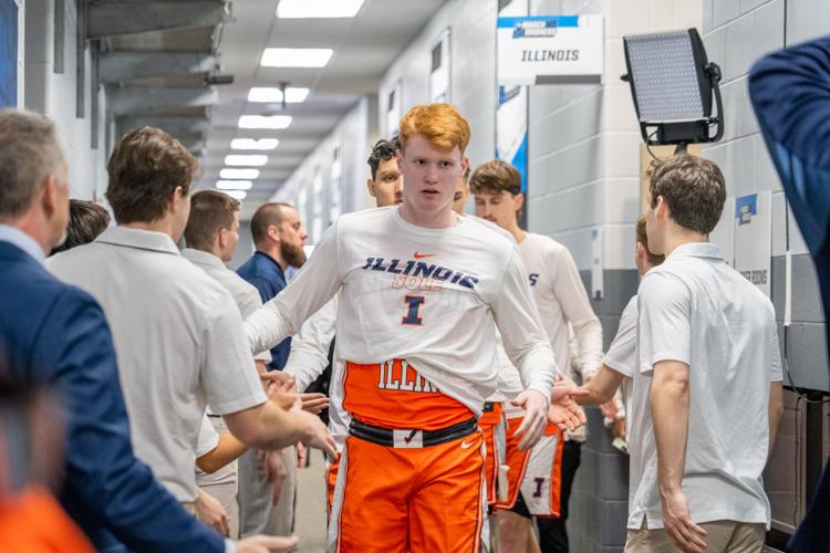 03172023-illini-mbb-illinois-exits-locker-room.jpg