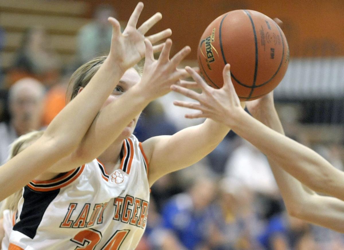 Schlarman And Wesville Girls Basketball 1 3 11 Prep Sports