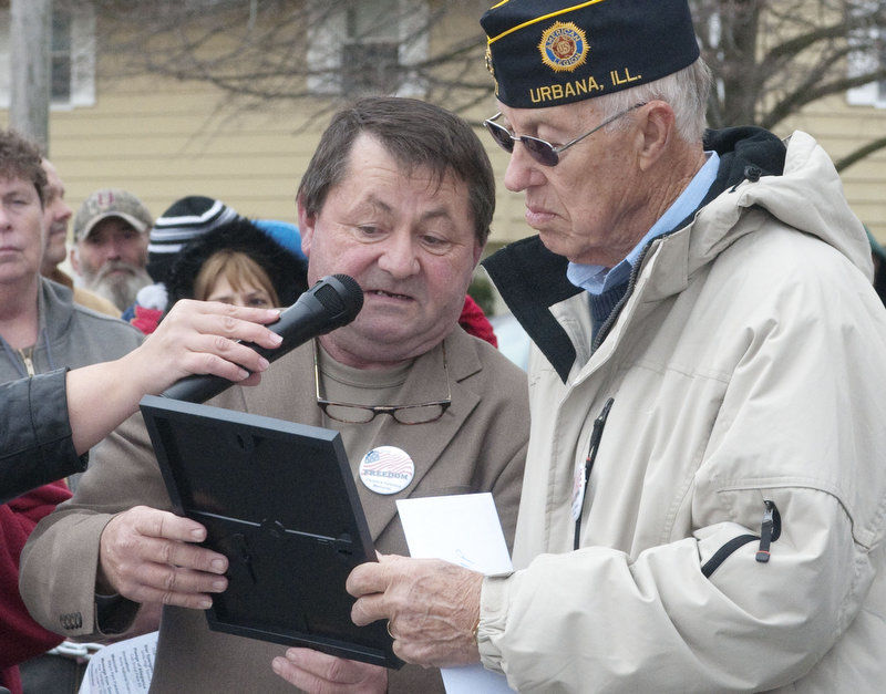 Tolono Veterans Memorial ReDedication Nov 19 2011 News news