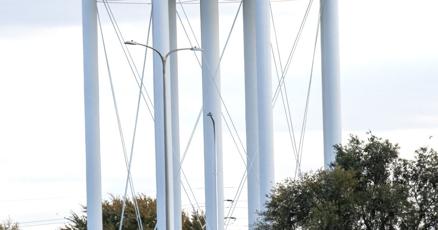 Illinois American Water buys land to replace water tower in north Champaign Illinois American Water buys land to replace water tower in north Champaign