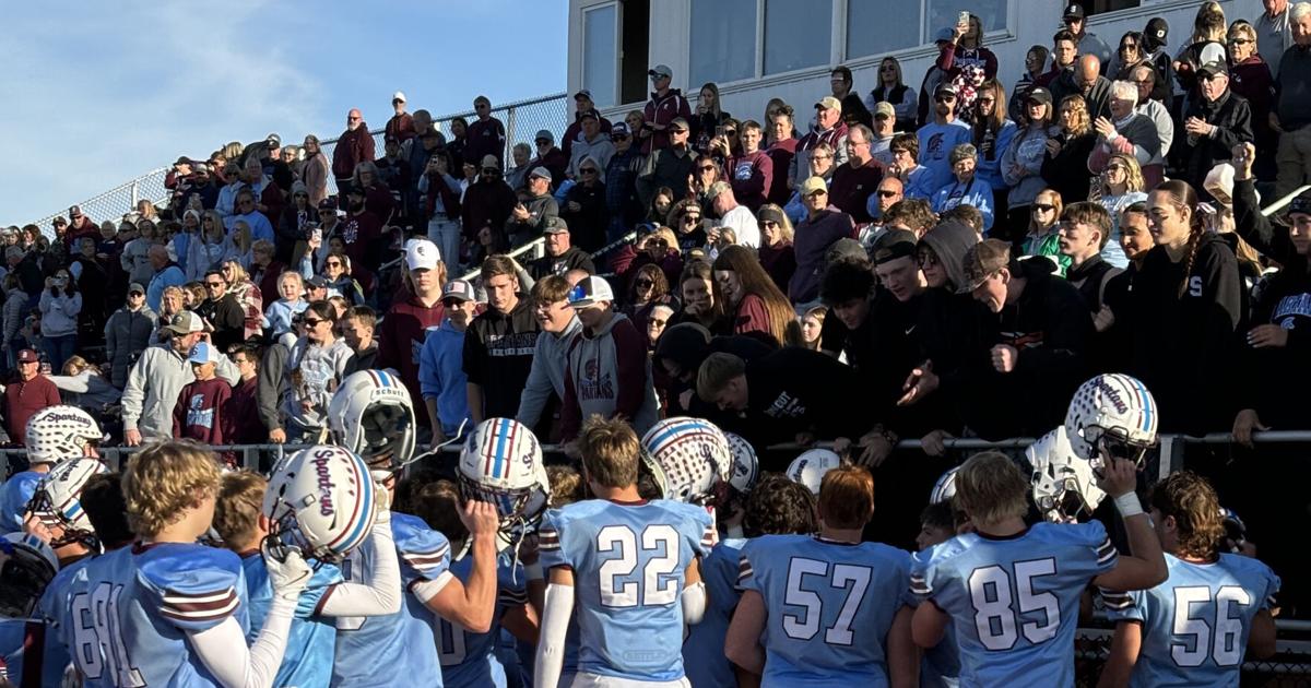 SJ-O football cruises to first-round playoff win | Sports | news ...