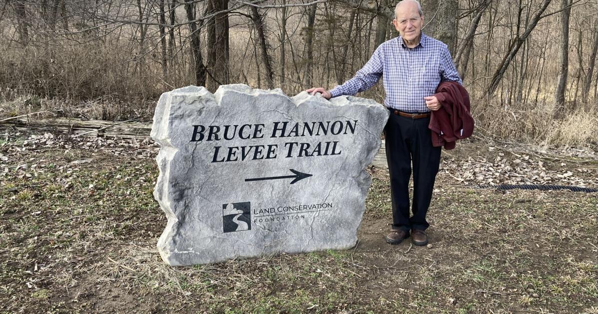 Jim Deely Jim Dey | UI professor, local environmentalist remembered with great ...