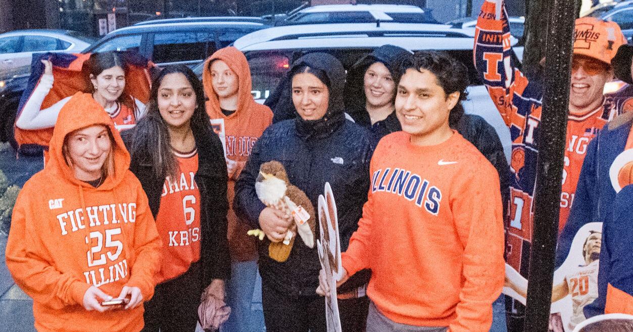 Pregame scene: Chancellor among those impressed by 'orange and blue' invasion - Vimarsana News