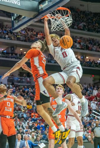 03172023-illini-mbb-black-dunk.jpg