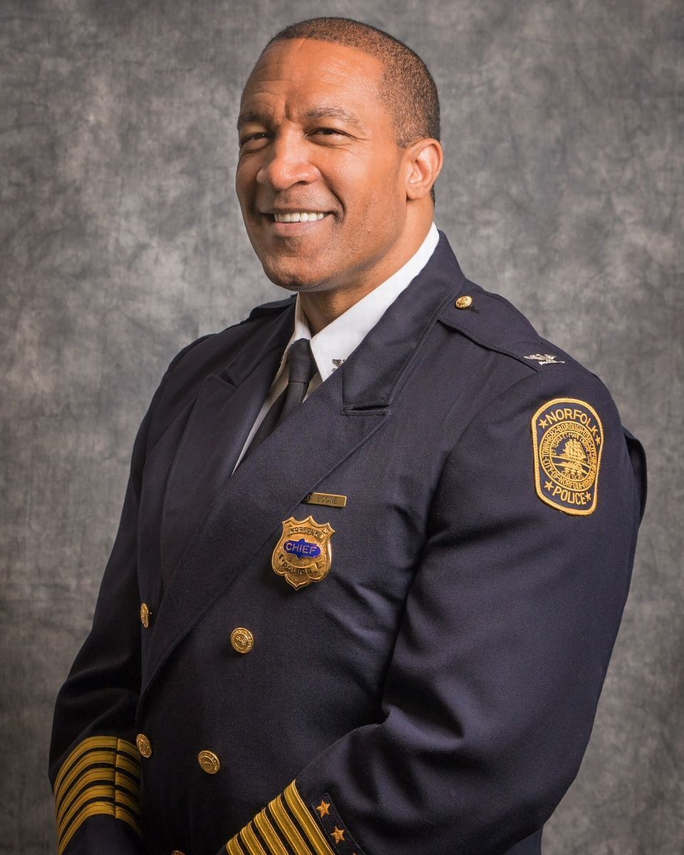 Town Hall Meeting Set To Meet Urbana Police Chief Finalist | Courts ...