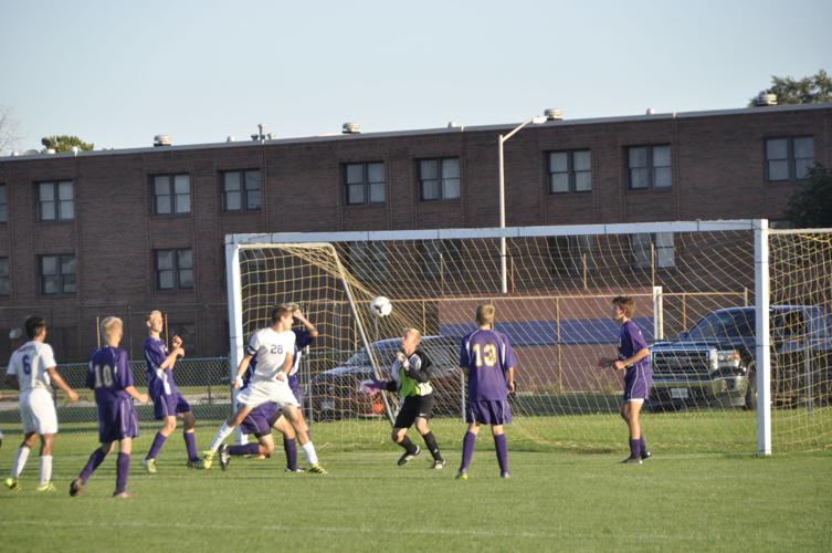 Kicking, not screaming After 07 start, Eagles soccer catching fire