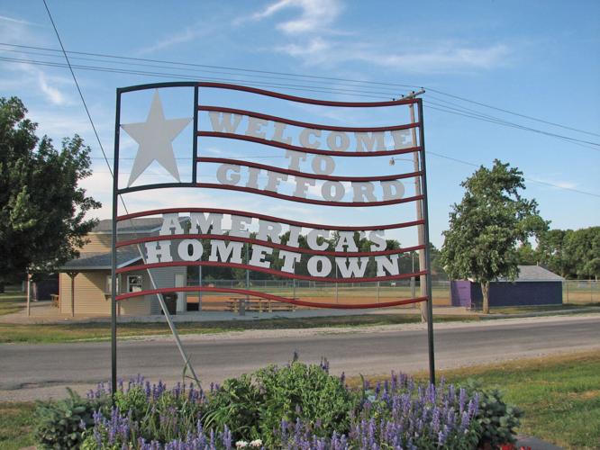 83town census tracker A halfcentury of ups (Savoy, Mahomet) and