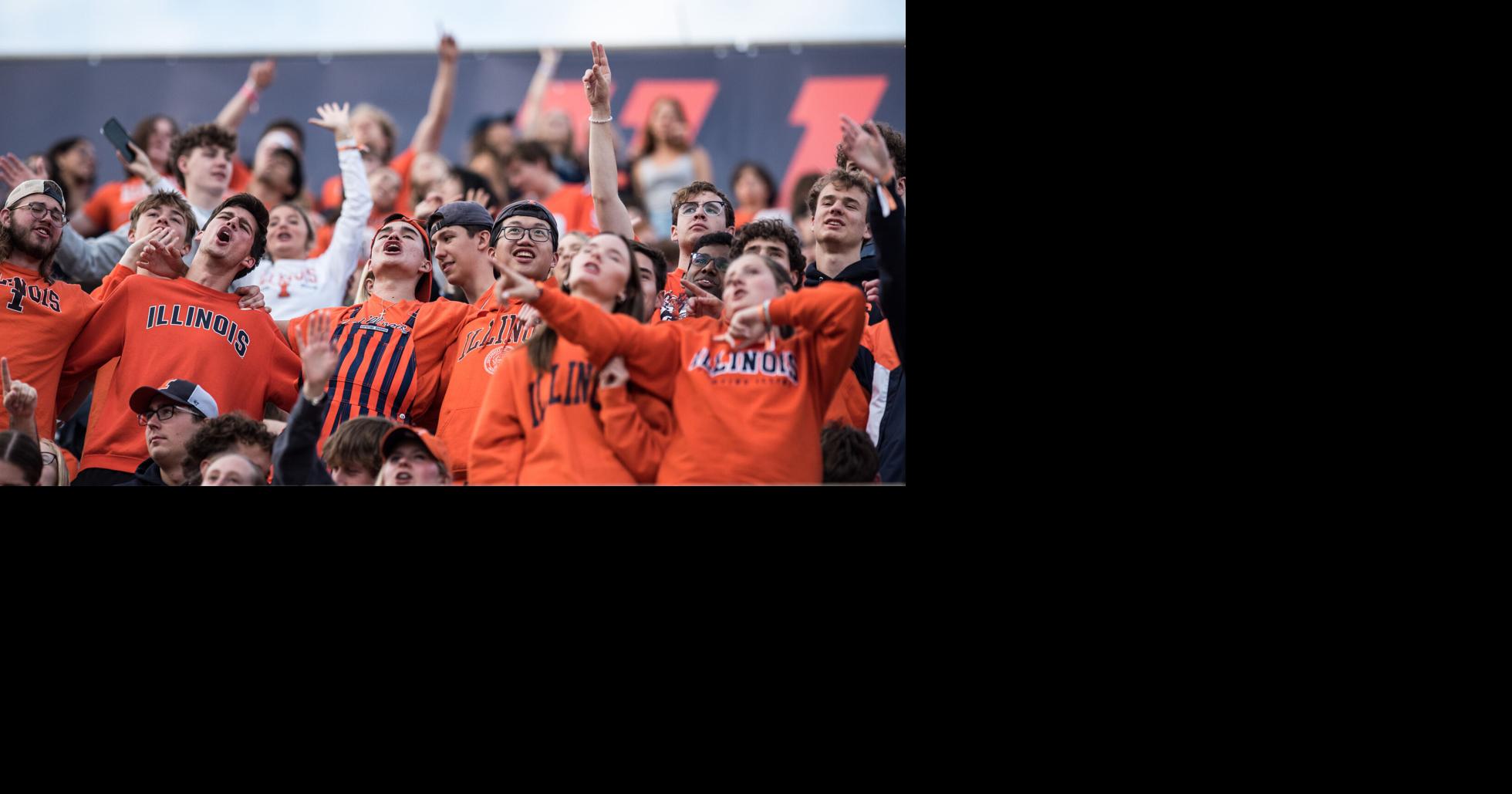 Illinois football just outside AP Top 25