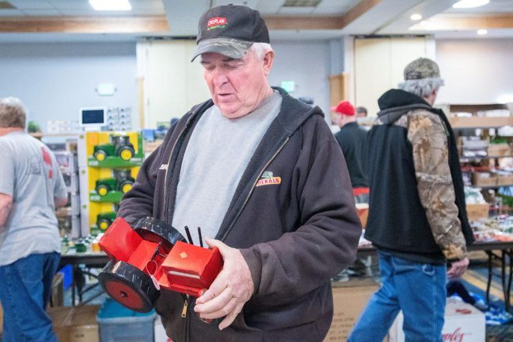 Illini Farm Toy Show2