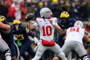 Can't Wait For Saturday | New Illinois quarterback lands in the middle of Power Four starter rankings