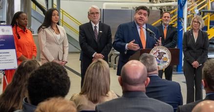 Pritzker highlights planned higher ed investments in UI visit Pritzker highlights planned higher ed investments in UI visit