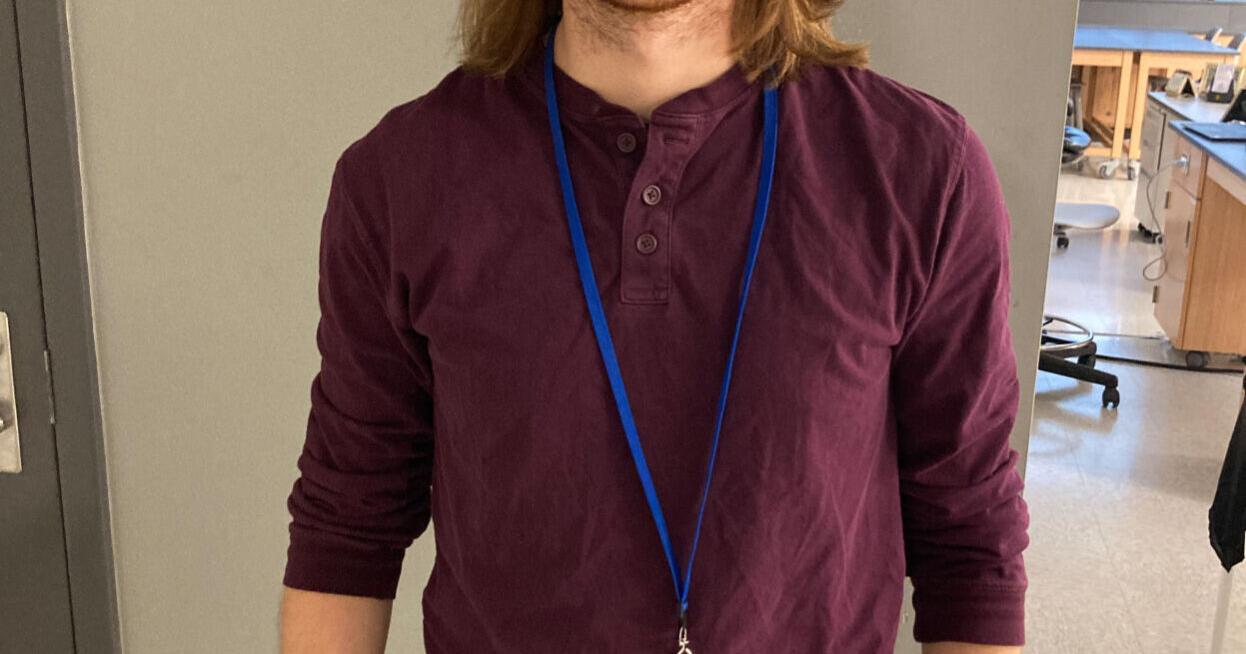Teacher of the Week: Alex Gordon, physics, Champaign Central High School - Vimarsana News