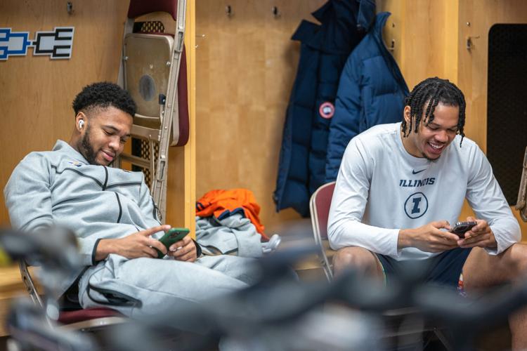 03162023-illini-mbb-epps-rodgers-locker-room.jpg
