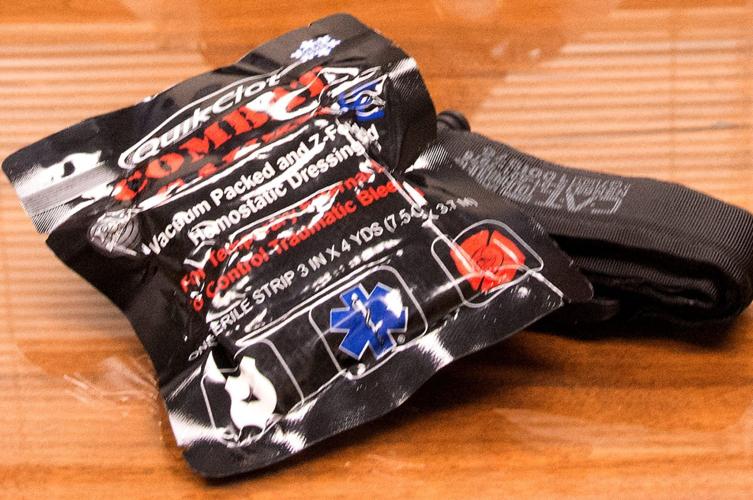 Training, tourniquets key for cops who kept gunshot victim alive News