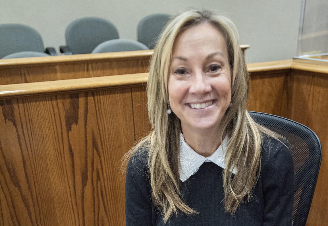 Champaign County Courthouse's veteran stenographer hanging up her machine - Vimarsana News