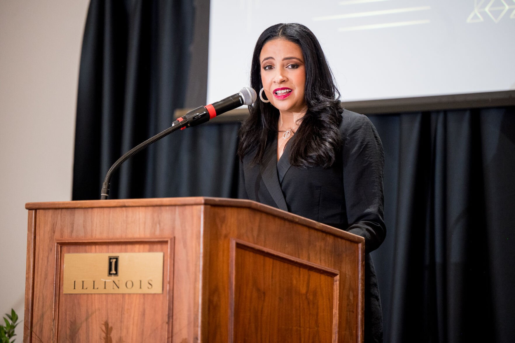 news-gazette.com - JEFF D'ALESSIO jdalessio@news-gazette.com - As heard on N-G Radio | Harold still standing up for the bullied; UI's future in the AI age; Self's '01 champs back in town