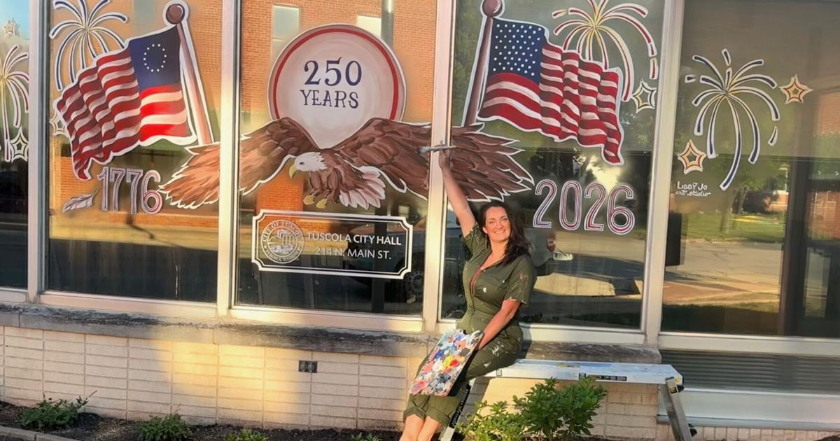 Local artist bringing patriotic imagery to downtown Tuscola