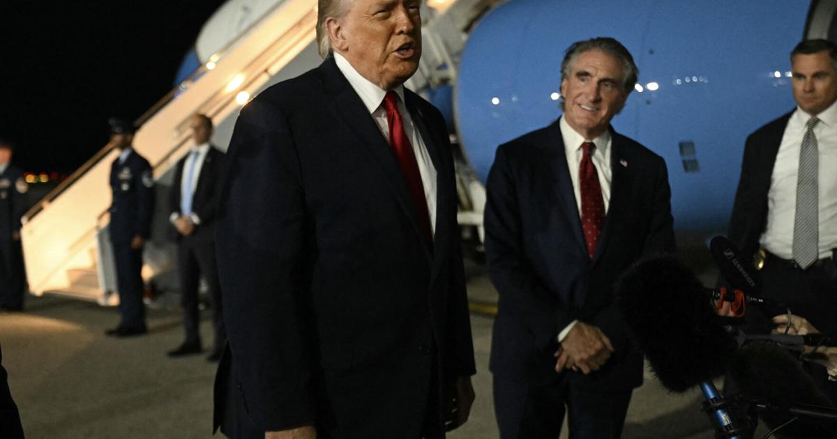 США и Иран нанесли авиаудары после того, как Трамп обвинил Тегеран в сбитии армейского вертолета