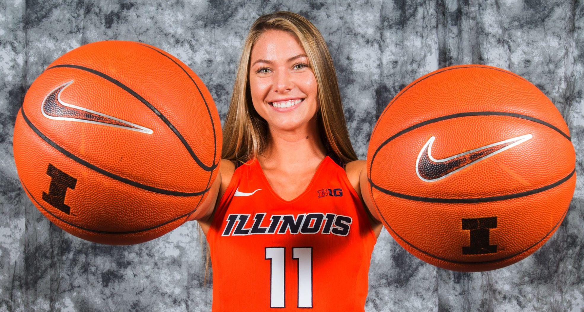 Kinslow enjoying time with Illini women's basketball team Illini sports news
