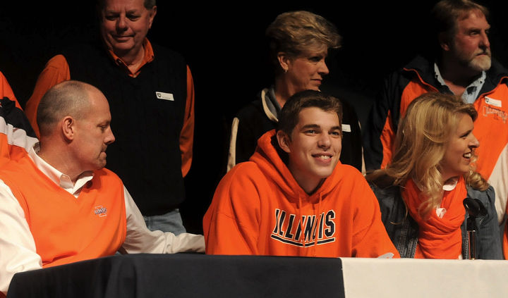 UI Men's Basketball: Michael Finke Signs | Illini Sports News | News ...