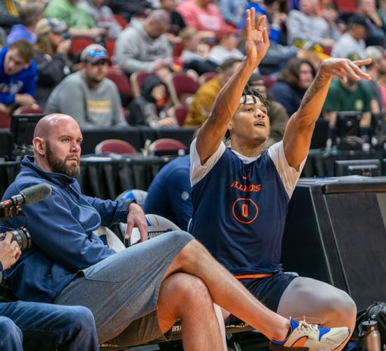 03162023-illini-mbb-shannon-bench-shot-2.jpg